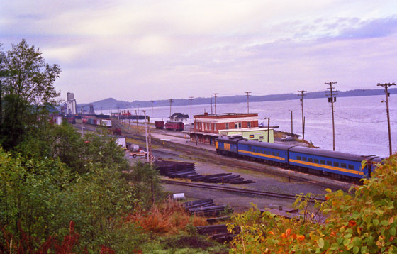 Canada (1986)-337-Pr Rupert - Bahnhof mit Schlafwagen 560