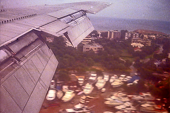 85-01-Kampos-Film1 - 06-Flugzeug über Athen-retoucher-denoise-impaint-hdr4-560
